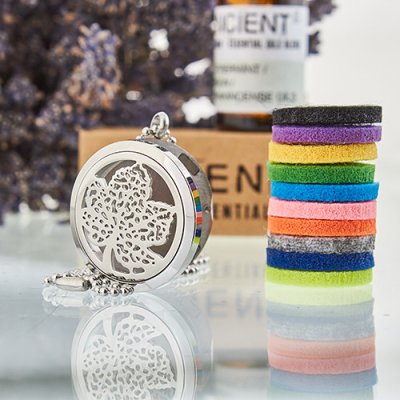 (image for) Aromatherapy Diffuser Necklace - Leaf 30mm