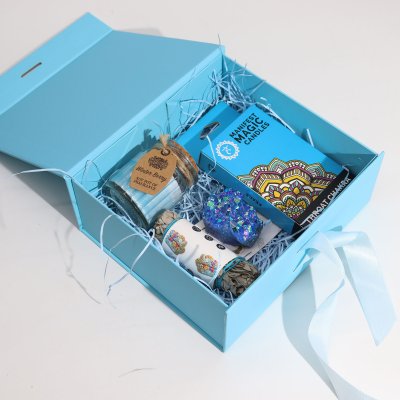 (image for) Flat Pack Gift Box - Medium Square (20x18.2x8cm) - Ivory