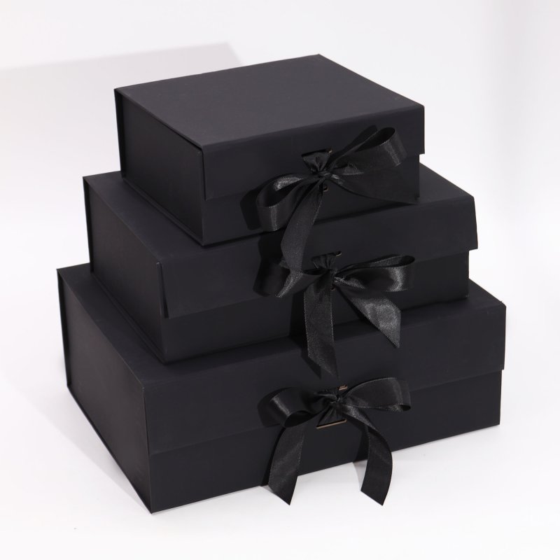 (image for) Flat Pack Gift Box - Extra Large (33x25x12cm) - Black