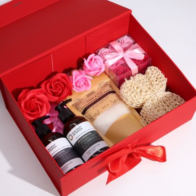 (image for) Flat Pack Gift Box - Extra Large (33x25x12cm) - Red