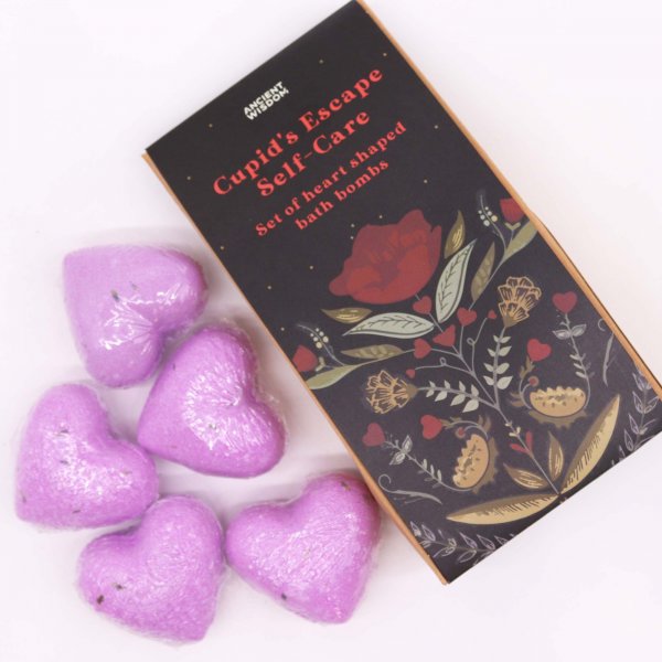 (image for) Cupids Escape Self Care Bath Heart Gift Set