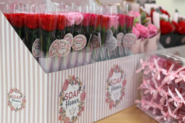(image for) Soap Flower - Rose Bouquet