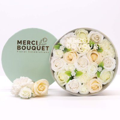 (image for) Round Box - Wedding Blessings - White & Ivory