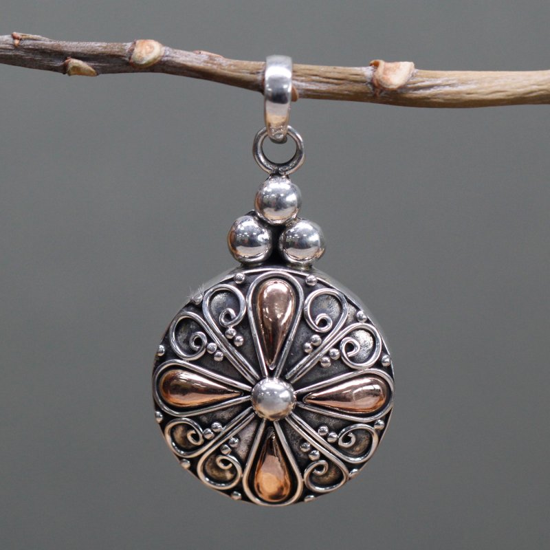 (image for) Silver & Gold Pendant - Classic Round